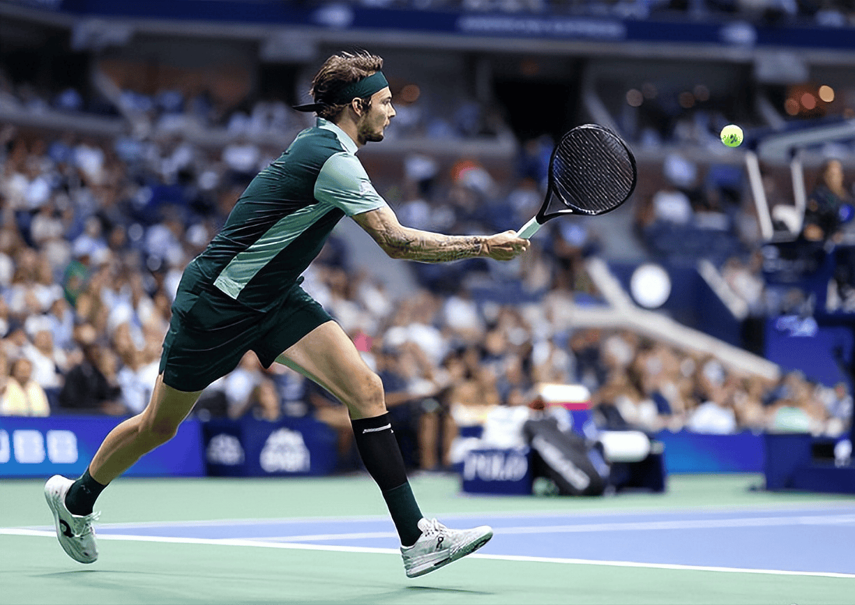 拉沃尔杯横扫蒙特卡洛大师赛，辛纳刷新纪录